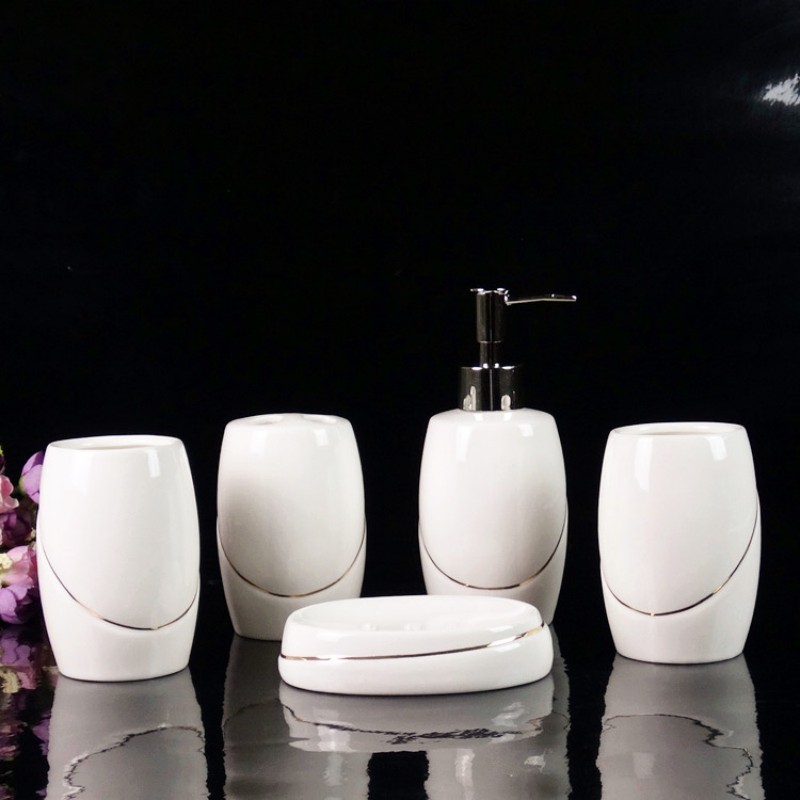 Prezent ślubny do łazienki / z – Wedding Bathroom Supply Kit recenzja i cena